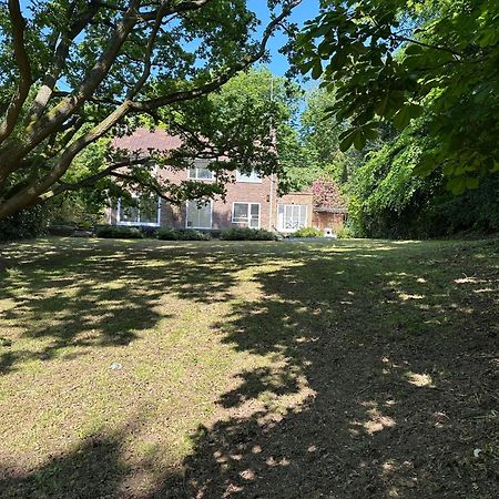 House On The Hill Vila Harrow on the Hill Exterior foto